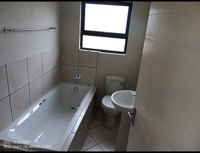 3 BEDROOM HOUSE FOR SALE IN WINDMILL PARK EXT